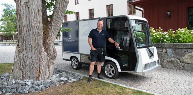 Smådalarö Gård Spa & Hotell satsar på eldrivna servicefordon
