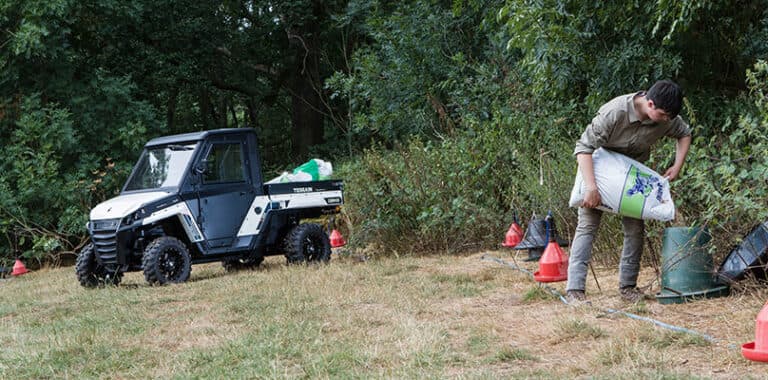 Överlägsen prestanda: 4 skäl att välja elektrisk UTV som nästa arbetsfordon